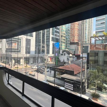 Apartamento Na Melhor Localizacao Da Meia Praia 이타페마 외부 사진