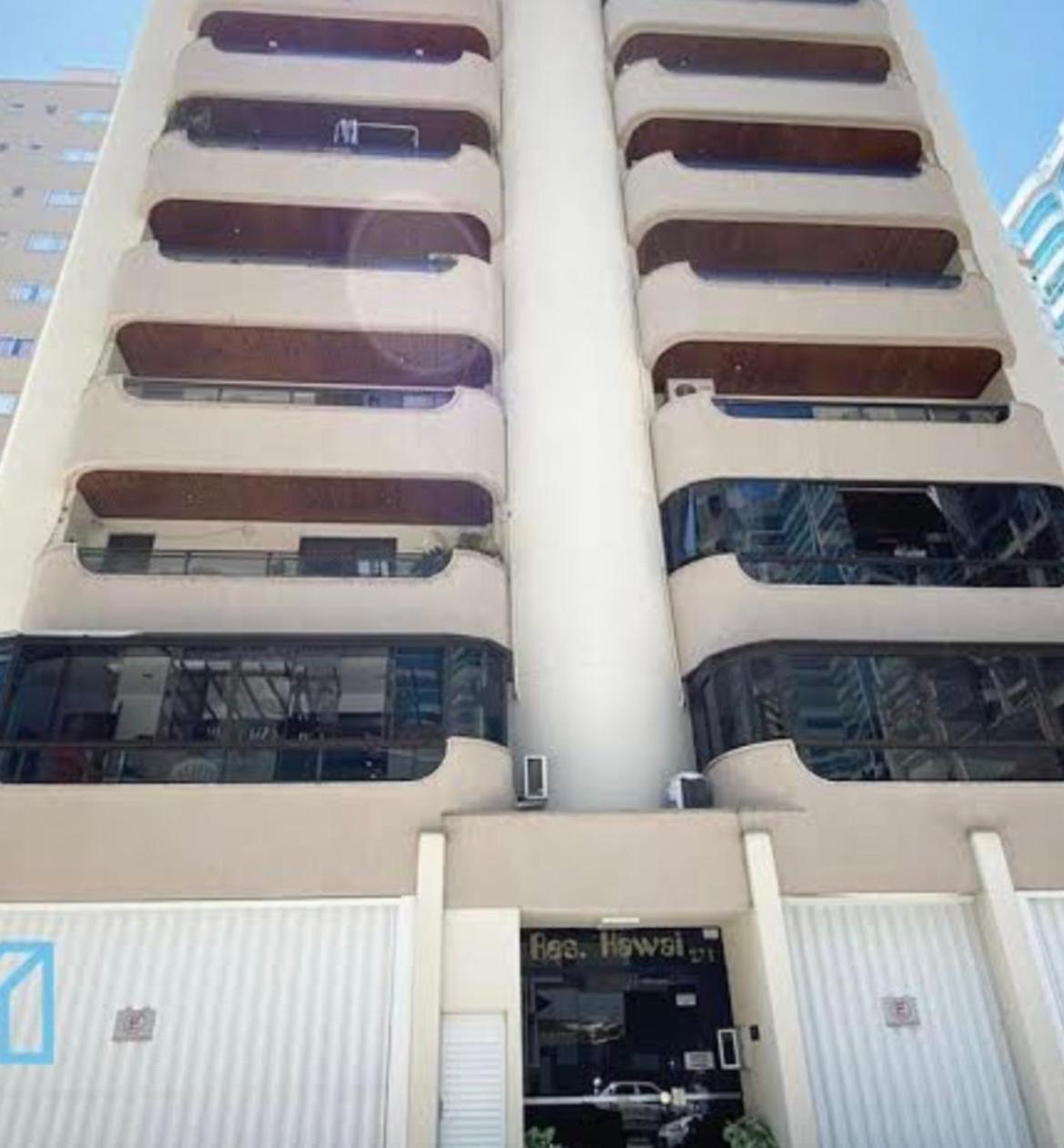 Apartamento Na Melhor Localizacao Da Meia Praia 이타페마 외부 사진
